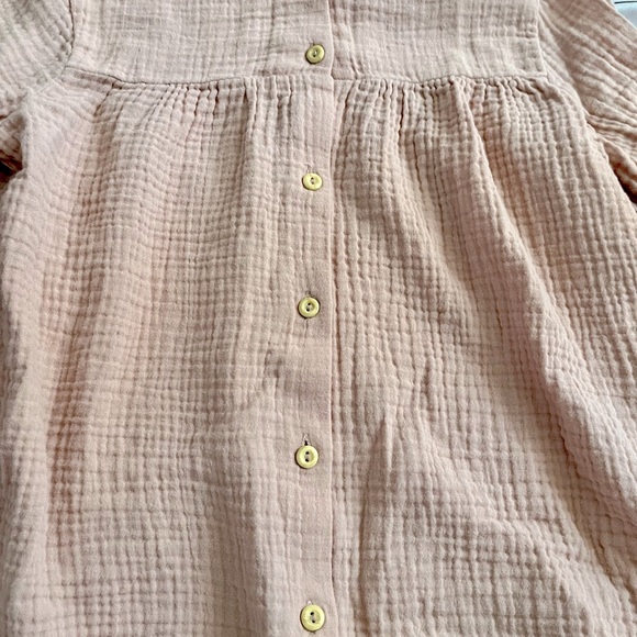 H&M organic button down cotton gauze top - Picture 2 of 5